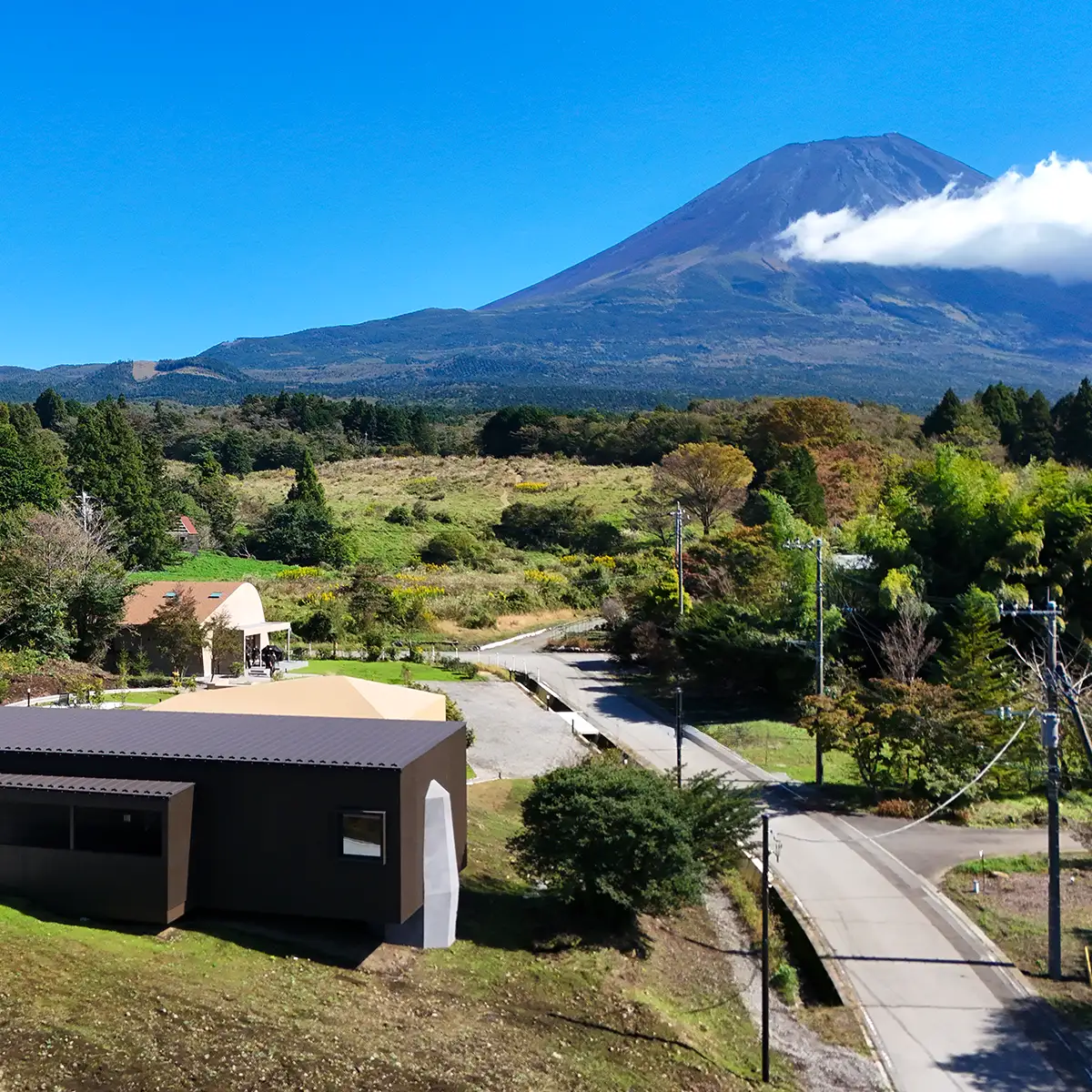 「富士山が見える別荘はどこで買う？4つのエリアから見る『富士山の違い』」の「Kawaguchiko 02」付近から見るの富士山の画像